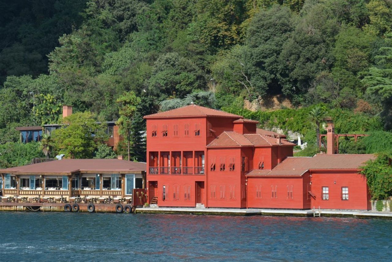 İstanbul Anadolu Hisarı Mahallesinde muhakkak görülmesi gereken yerler 11