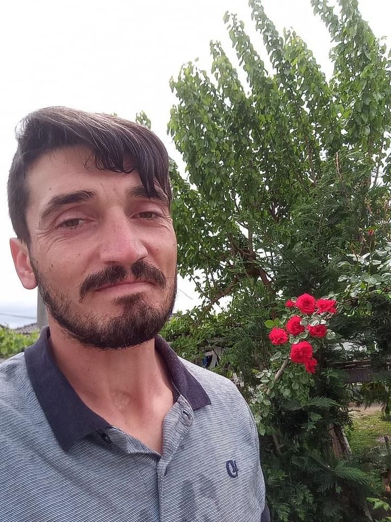 Yüzünü yıkamak isterken gölete düşerek can verdi 1