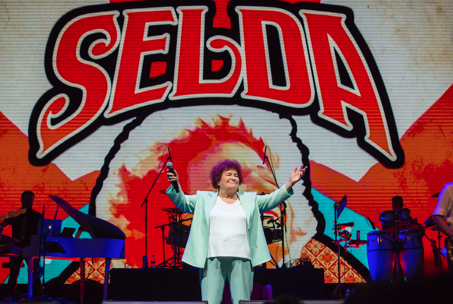Selda Bağcan konserinde Aleyna Tilki sürprizi 3