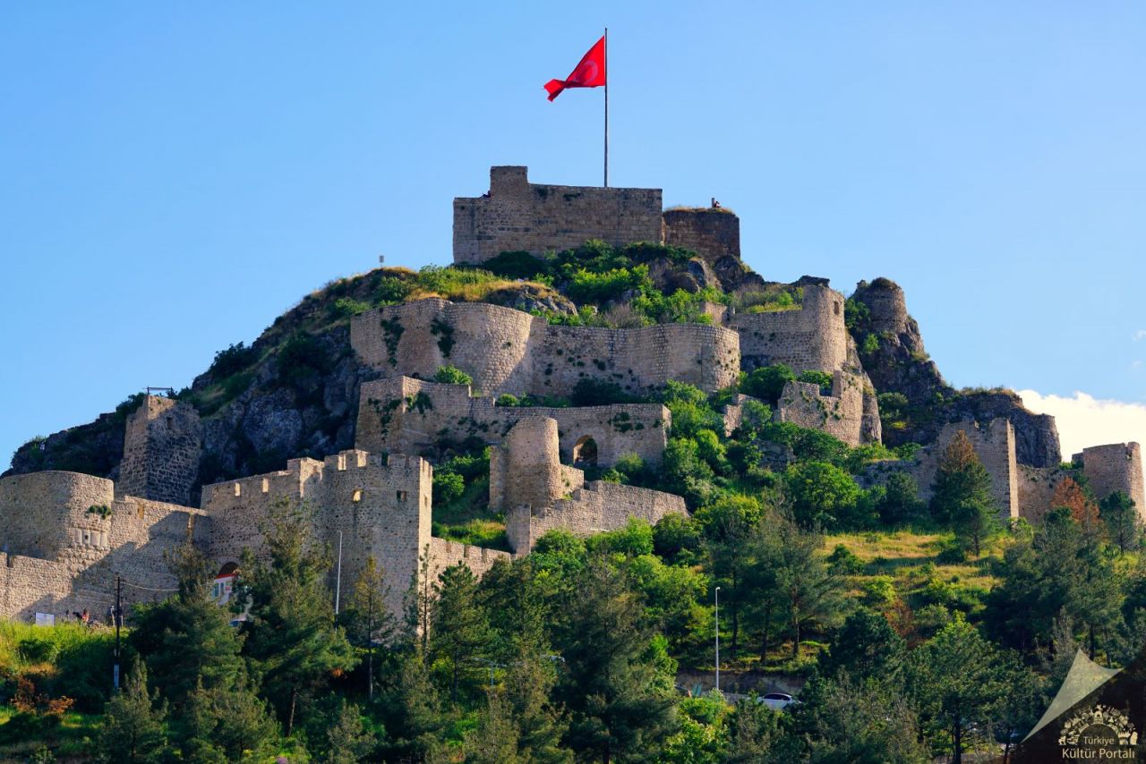 Şehzadeler şehri Amasya’nın tarihi dokusunu yansıtan mekanları ve yöresel lezzetleri 2