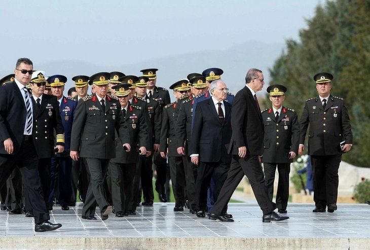 TSK'da emekliye sevk edilenler, terfi alanlar ve görev süresi uzatılanlar açıklandı! İşte YAŞ 2022 atama ve terfi listesi! 1