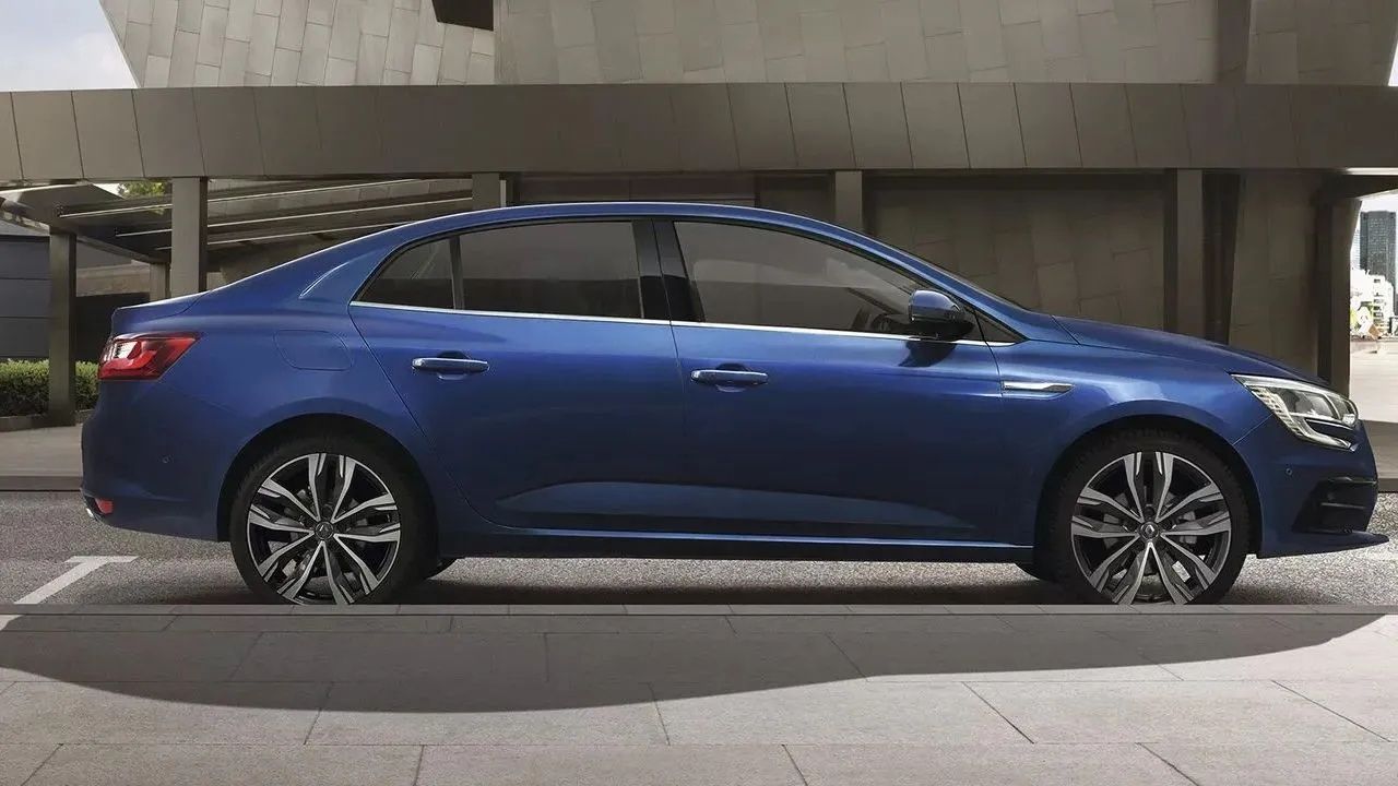 2022 Renault Megane fiyatlarında büyük sürpriz; Bu listeyi bir daha bulamazsınız 4