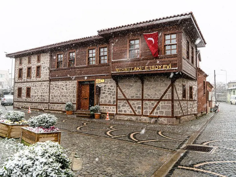Türklerin bağımsızlığını simgeleyen Çanakkale’de tarih kokan turizm adresleri ve yöresel lezzetler listesi 17