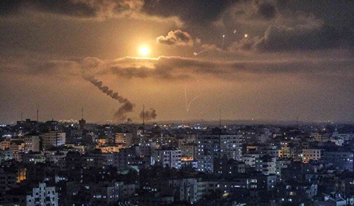 Gazze'de hayatını kaybedenlerin sayısı yükseldi: İsrail, Gazze'ye 160 roket fırlattı 1