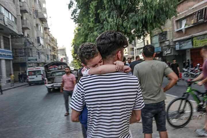Gazze'de hayatını kaybedenlerin sayısı yükseldi: İsrail, Gazze'ye 160 roket fırlattı 8