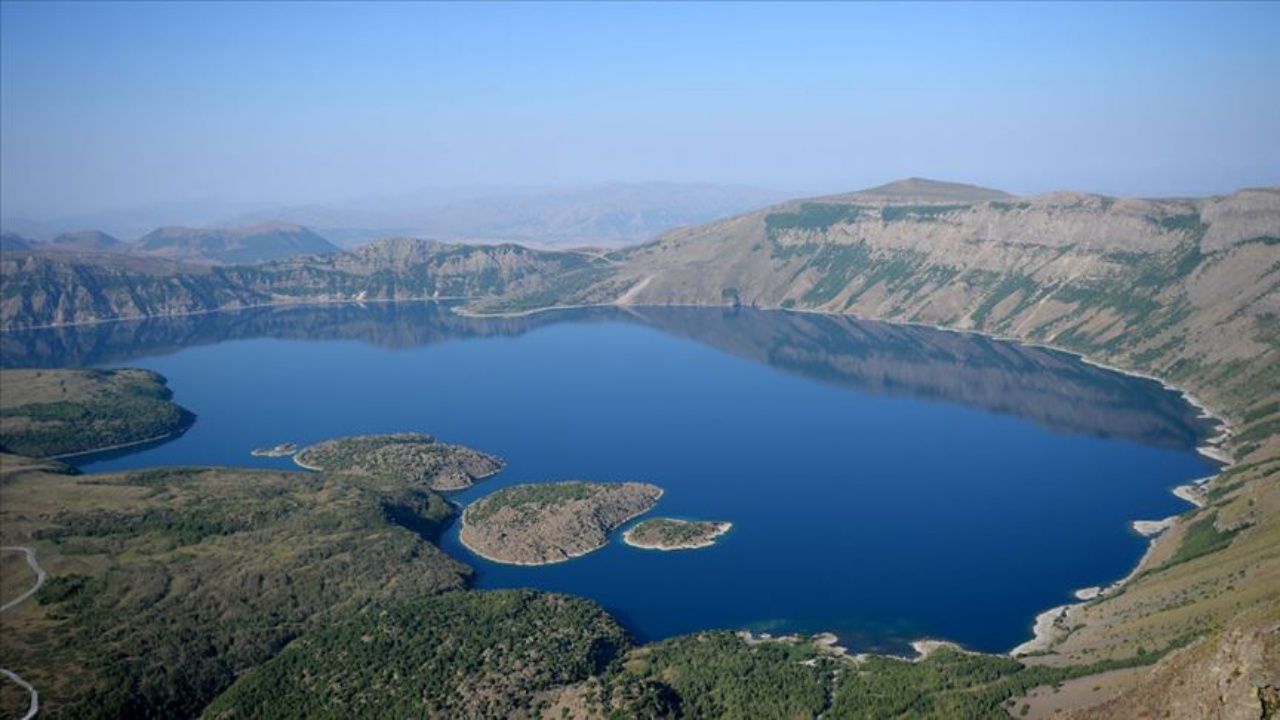 Tarihi toprak evleri, Kümbetleri ve mimarisiyle Vadideki güzel şehir Bitlis Gezi Listesi ve 5 minaresinin hikayesi! 3
