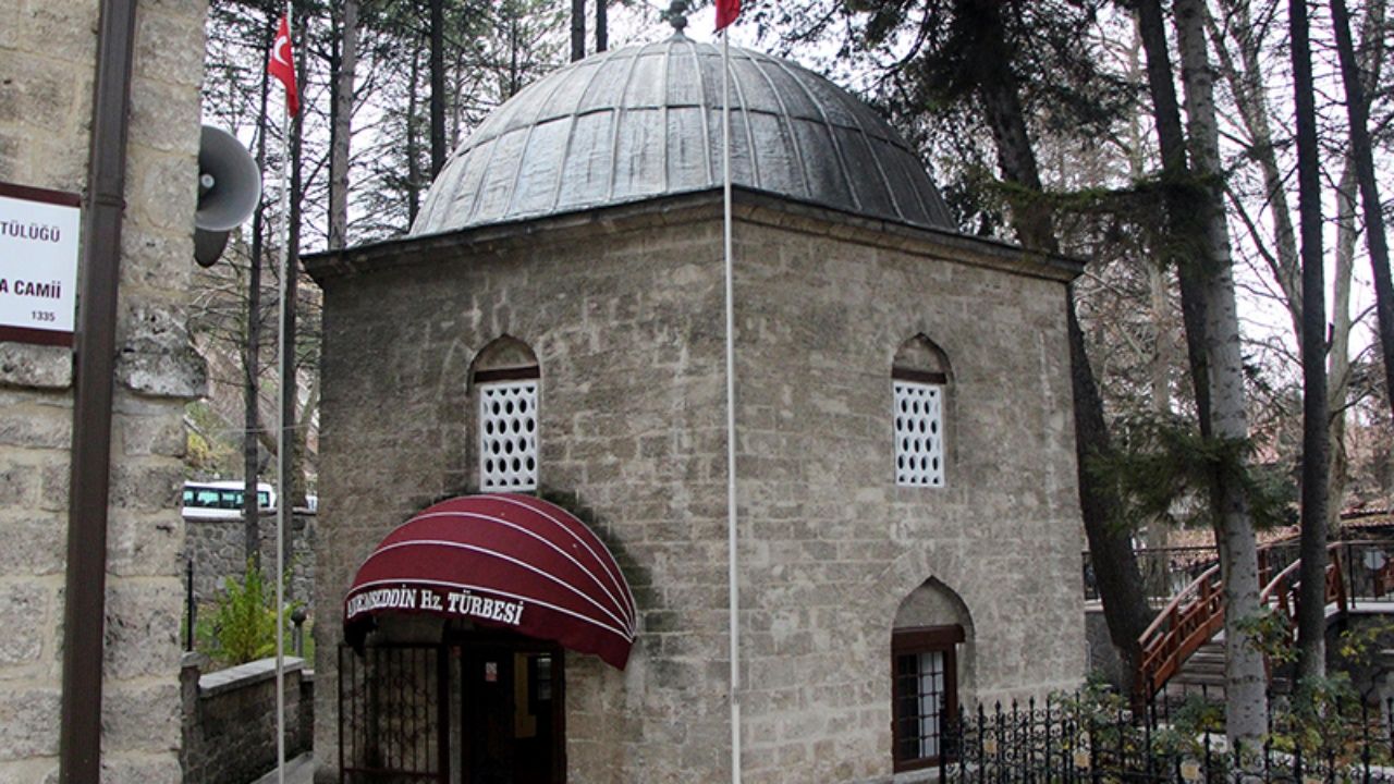 Büyüleyici tabiat parkları, şifalı jeotermal suları, saraylara layık lezzetleri ve keyifli kayak merkezleriyle Bolu’da gezilecek yerler listesi! 23