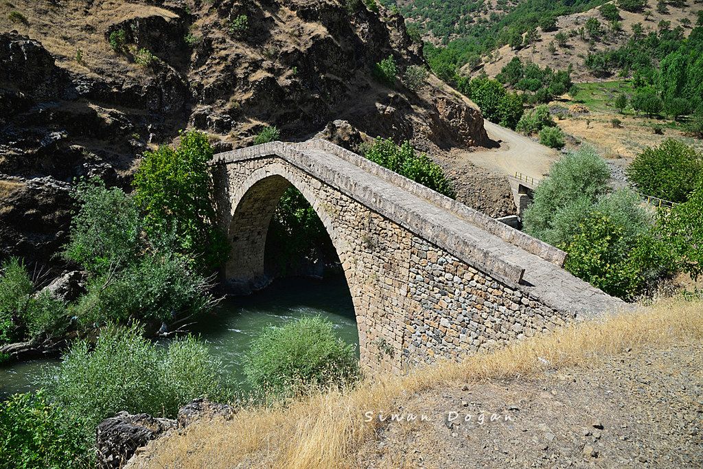 Buzul gölleri, vadileri ve yöresel lezzetleriyle Hakkari’ye yolculuk yaptıran liste 12