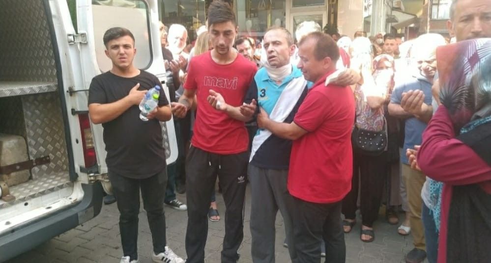 Komşusunun boğazını keserek öldüren şahıs yakalandı 10