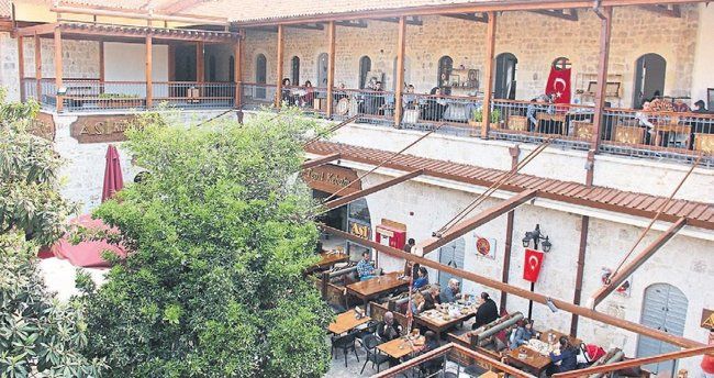 Ezan, hazzan ve çan seslerinin bir arada duyulduğu Hatay'da tarihe yolculuk yaptıran yerler 12