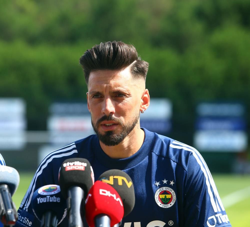 Fenerbahçe'den ayrılan Jose Sosa, Estudiantes'e gidiyor! 10