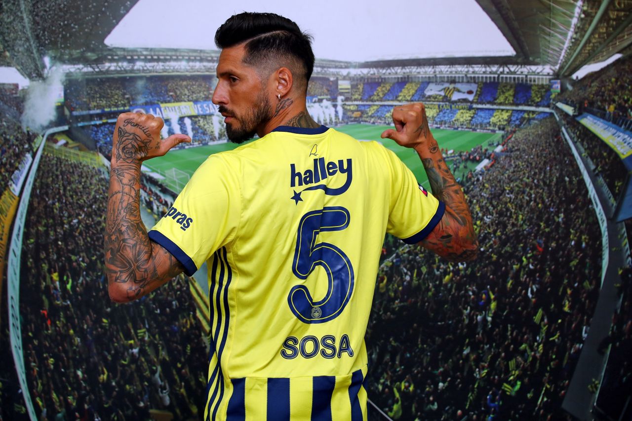 Fenerbahçe'den ayrılan Jose Sosa, Estudiantes'e gidiyor! 4