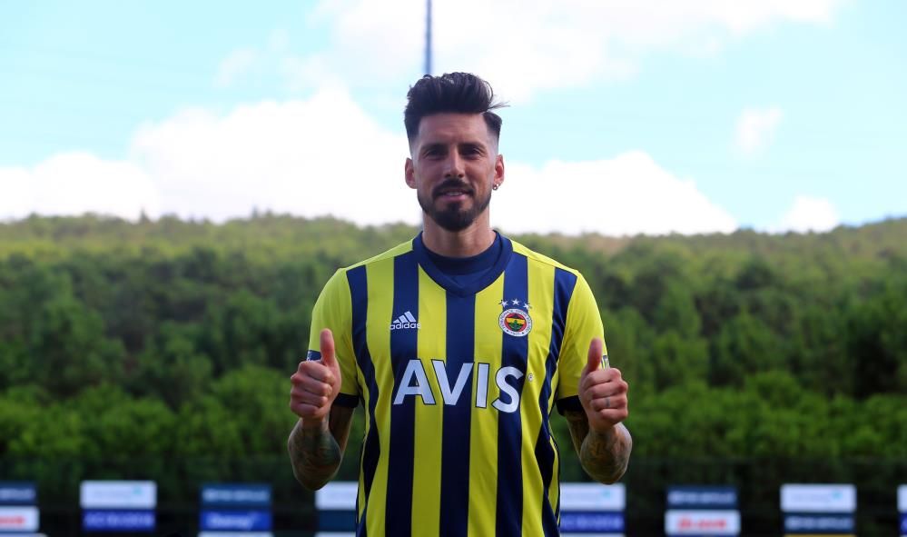 Fenerbahçe'den ayrılan Jose Sosa, Estudiantes'e gidiyor! 8
