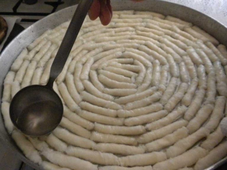 Güllerin şehri Isparta’da görülmesi gereken yerler ve yöresel lezzetler listesi 32