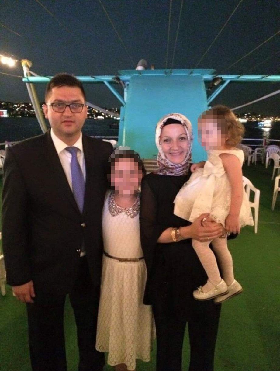 Cam silerken düşüp öldü, kocasının son bakışı yürekleri dağladı 7