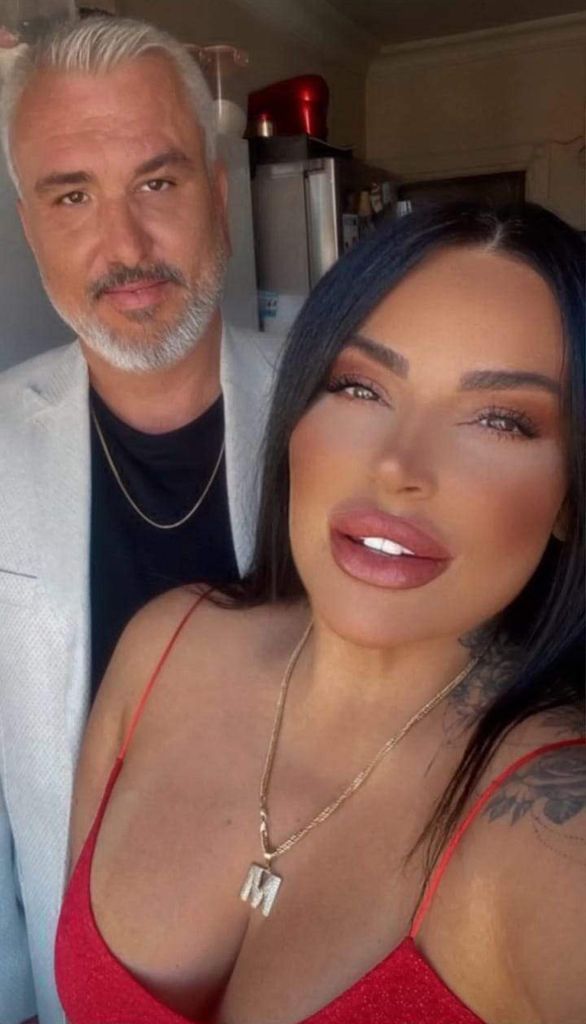 Sevgilisinin kolundan tutup, 25 metrelik uçurumdan atladığı kadın toprağa verildi 1