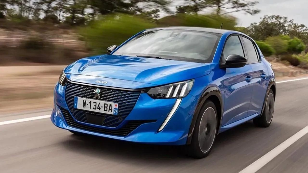 Peugeot 208 Ağustos Fiyat Listesinde Çılgın İndirim! Tüm Listeleri Unutun! 3