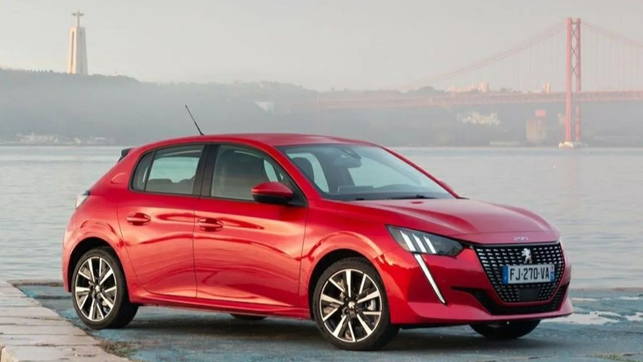 Peugeot 208 Ağustos Fiyat Listesinde Çılgın İndirim! Tüm Listeleri Unutun! 10