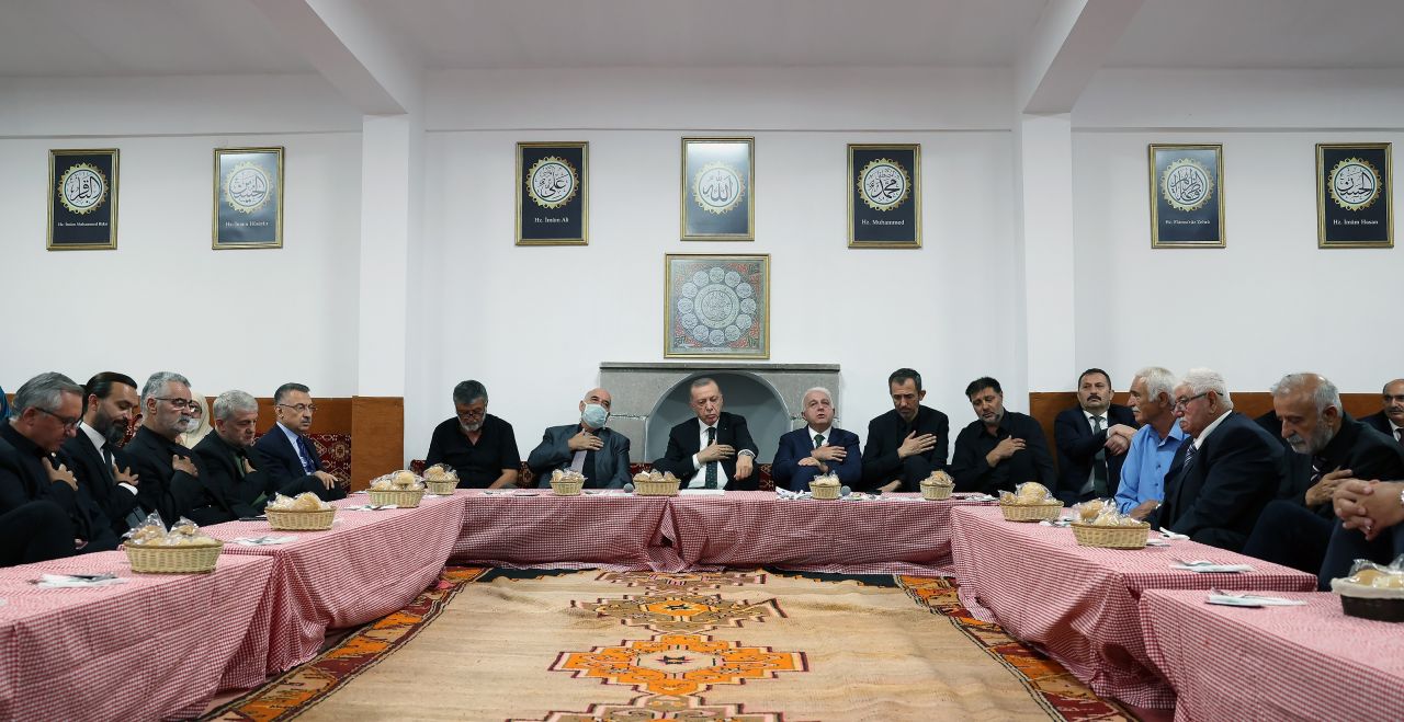 Cumhurbaşkanı Erdoğan, cemevinde Alevi dedeleriyle birlikte iftar yaptı 2