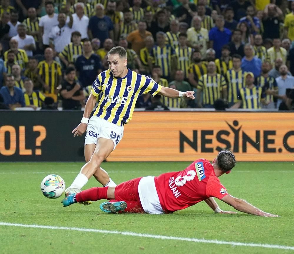 3-3 berabere biten Fenerbahçe-Ümraniyespor maçı sonrası Miha Zajc depremi 7