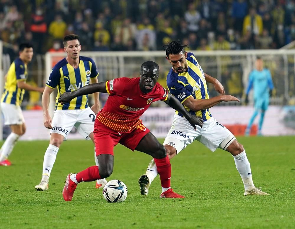 Fenerbahçe'de İrfan Can Kahveci'den Ümraniyespor maçı sonrası şok sözler 2