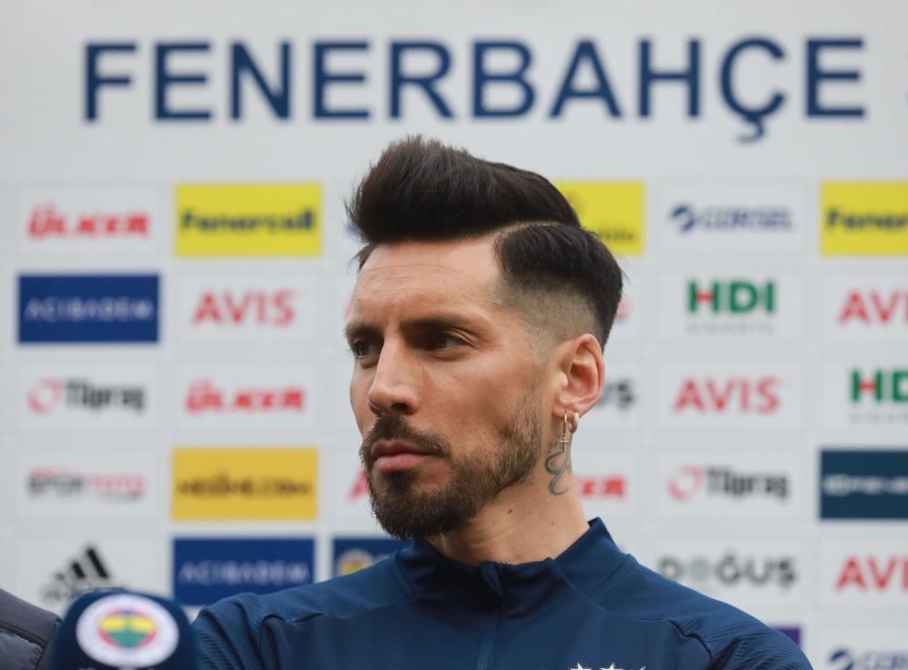 Fenerbahçe'den ayrılan Jose Sosa'nın yeni takımı açıklandı! Resmi açıklama yapıldı... 2