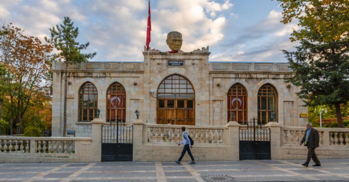 Sivil mimarisi, meşhur kayısısı ve yöresel lezzetleriyle Malatya’da gezintiye çıkaran rehber 3