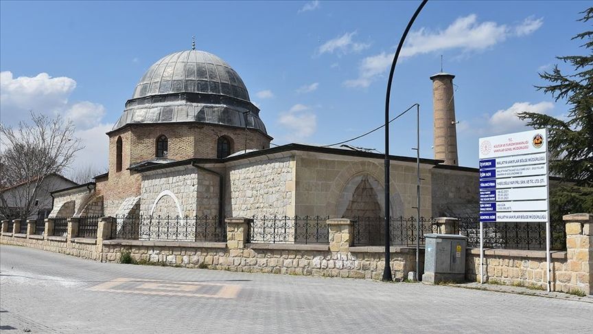 Sivil mimarisi, meşhur kayısısı ve yöresel lezzetleriyle Malatya’da gezintiye çıkaran rehber 12