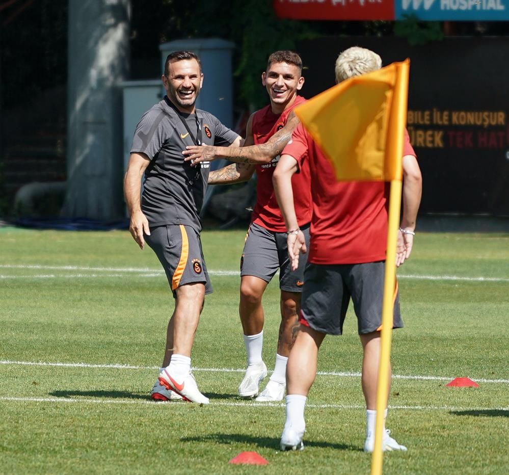 Okan Buruk Giresunspor maçı ilk 11'ini belirledi! Mertens ve Torreira kararı... 1
