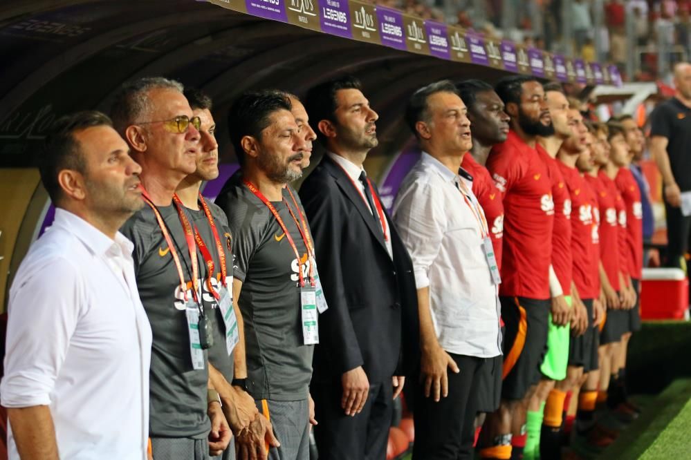 Okan Buruk Giresunspor maçı ilk 11'ini belirledi! Mertens ve Torreira kararı... 10