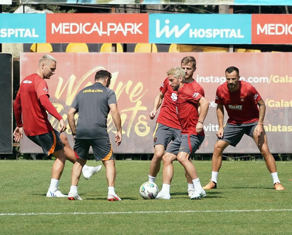 Okan Buruk Giresunspor maçı ilk 11'ini belirledi! Mertens ve Torreira kararı... 12