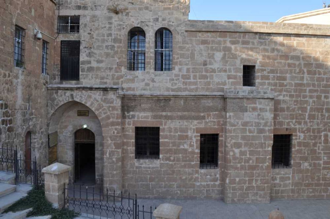 Tarihte yolculuğa çıkaran şehir Mardin’de gezilecek yerler ve yöresel lezzetler listesi! 23