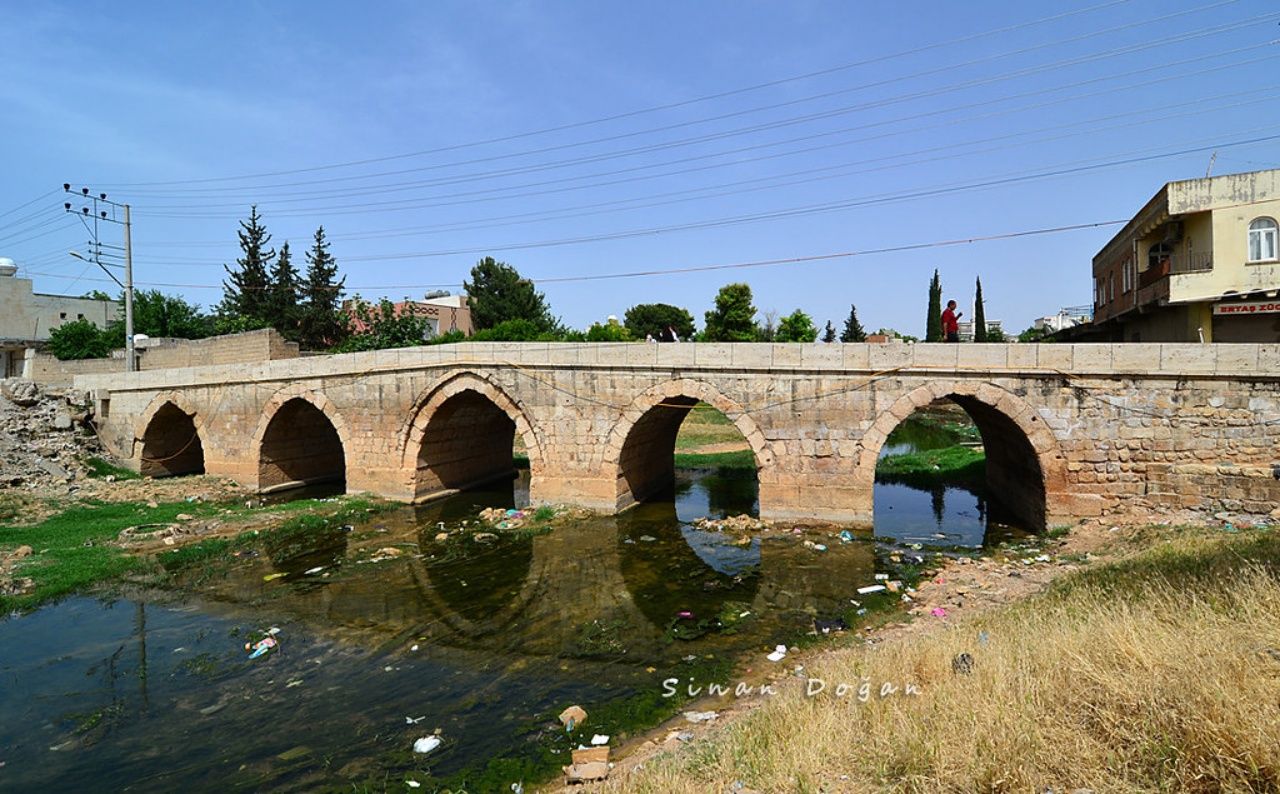 Tarihte yolculuğa çıkaran şehir Mardin’de gezilecek yerler ve yöresel lezzetler listesi! 28