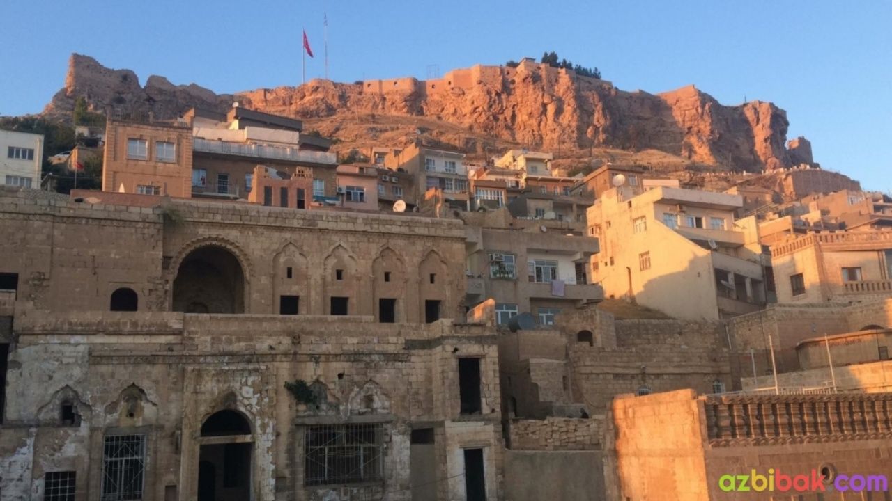 Tarihte yolculuğa çıkaran şehir Mardin’de gezilecek yerler ve yöresel lezzetler listesi! 8