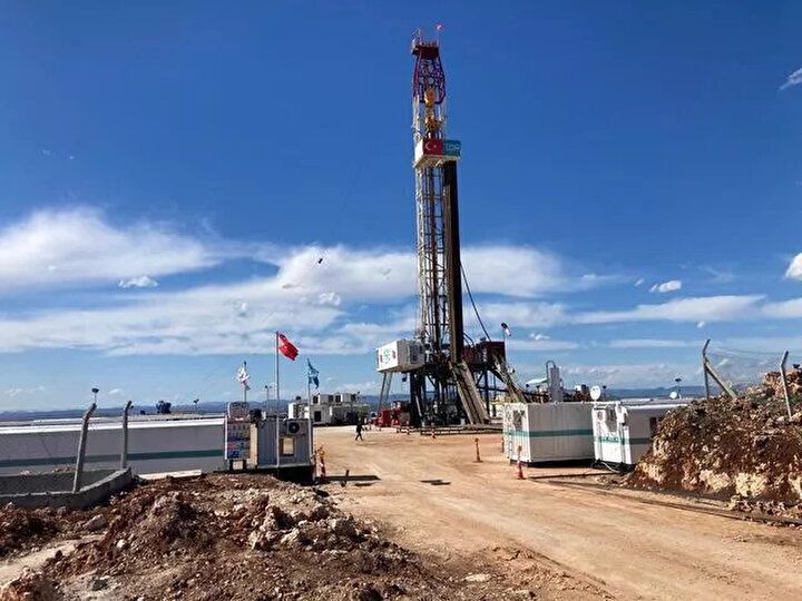 Yeni petrol adımı: 3 ilde kuyular açılacak, petrol araması yapılacak! 23