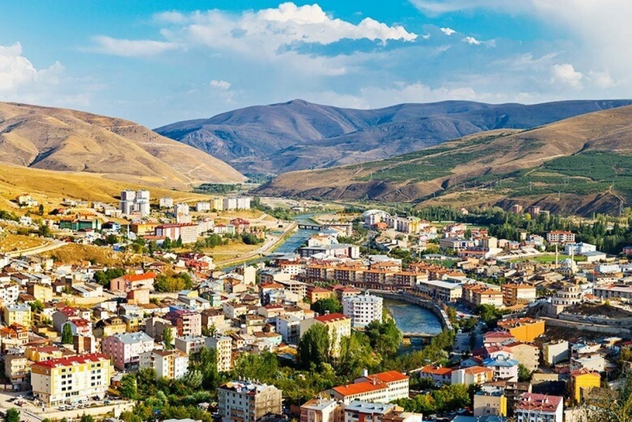 2500 yıllık Türk yurdu Bayburt’ta gezilecek yerler ve yöresel lezzetler listesi 17