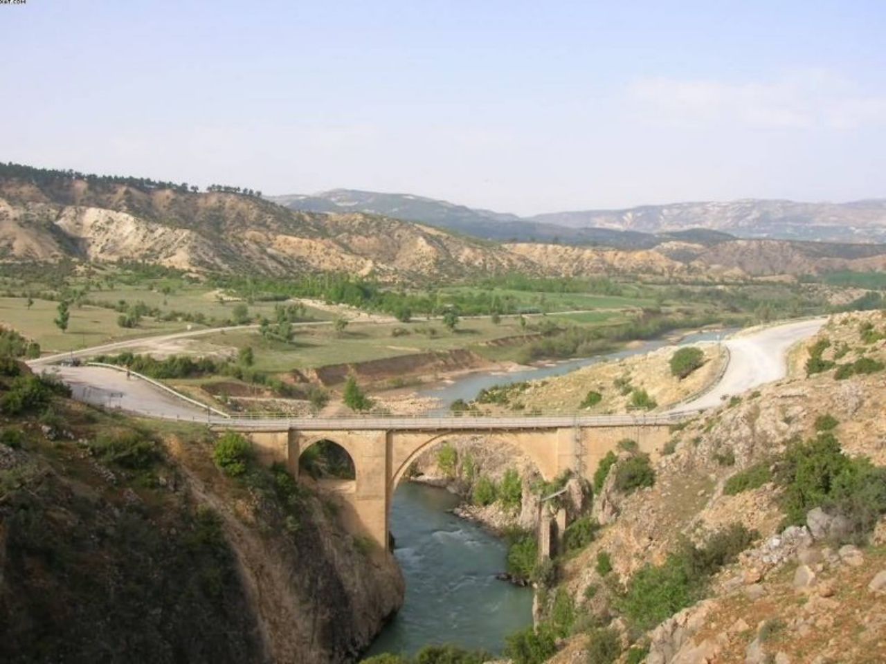 Tarihi yerleri ve kültürel değerleriyle Karaman gezi listesi ve yöresel lezzetleri 1