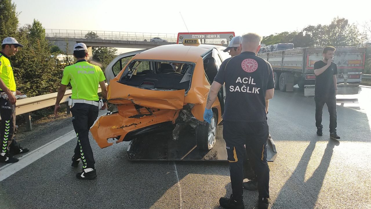 Bursa'da 15 araçlık zincirleme kaza: 10 yaralı! 4