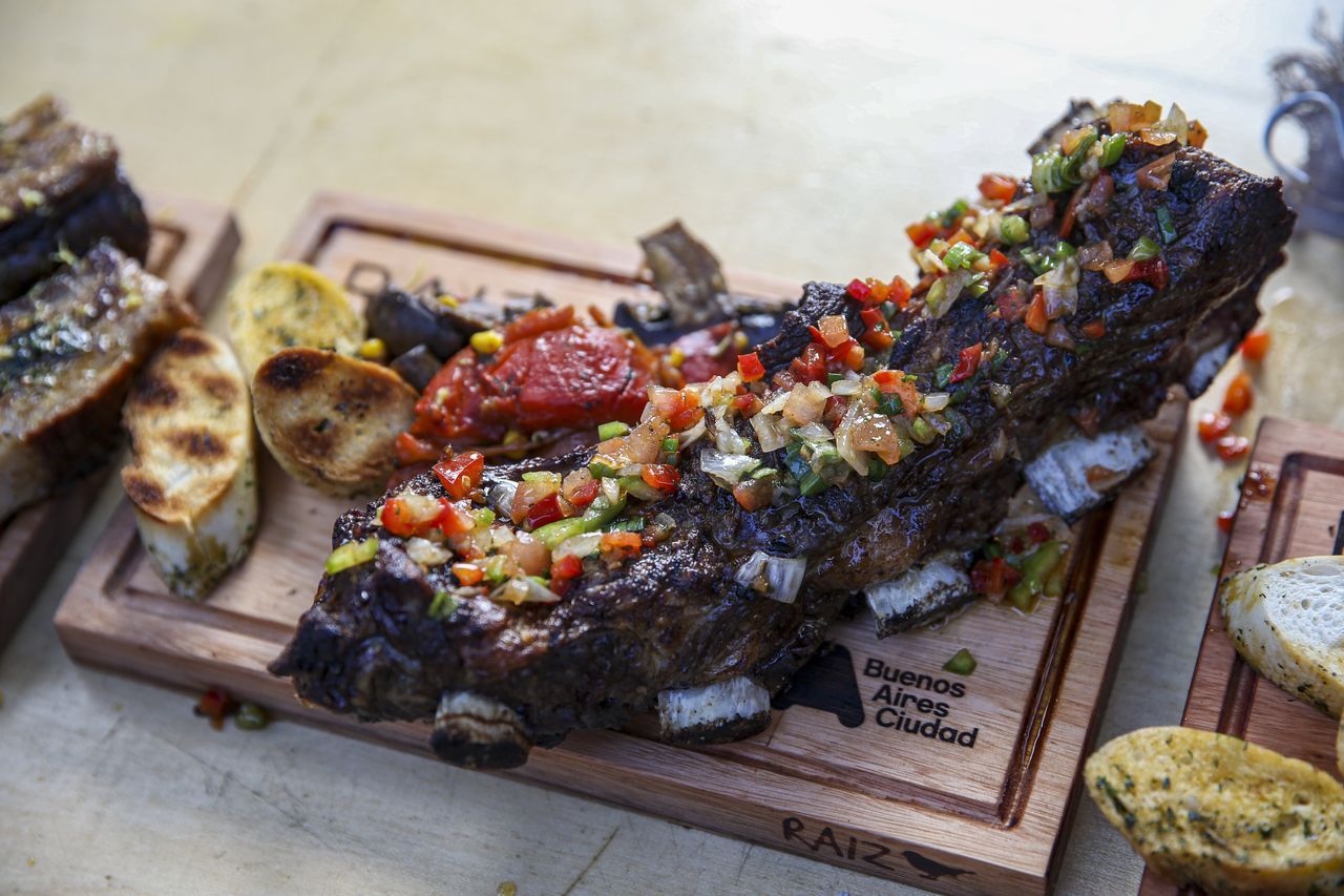 Şefler en lezzetli 'asado'yu pişirmek için yarıştı 22