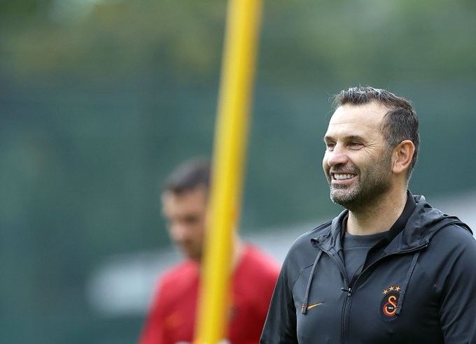 Şok yenilgi sonrası Galatasaray'da hareketli saatler! Dursun Özbek ve Okan Buruk görüştü 2