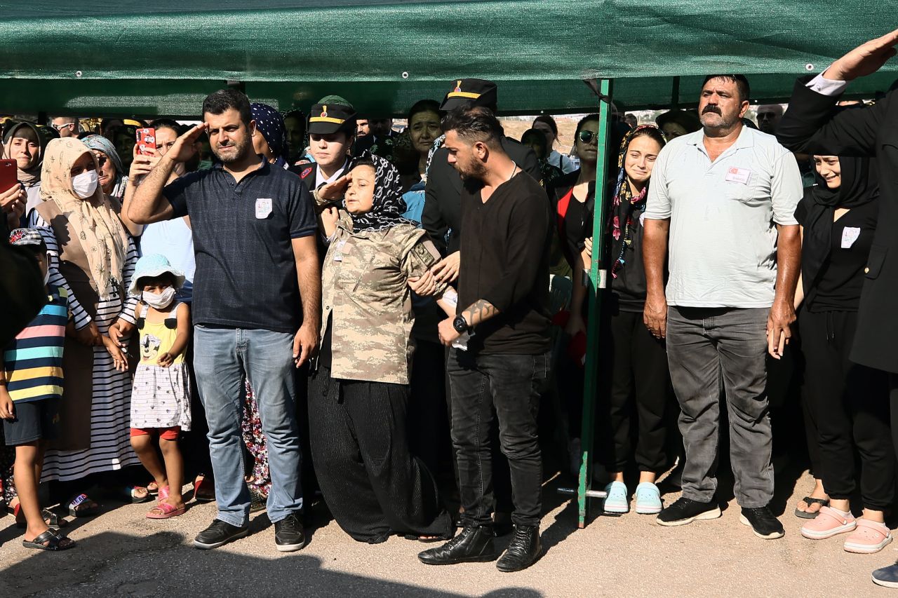 Şehit Piyade Sözleşmeli Er Çakır, Osmaniye'de son yolculuğuna uğurlandı 2