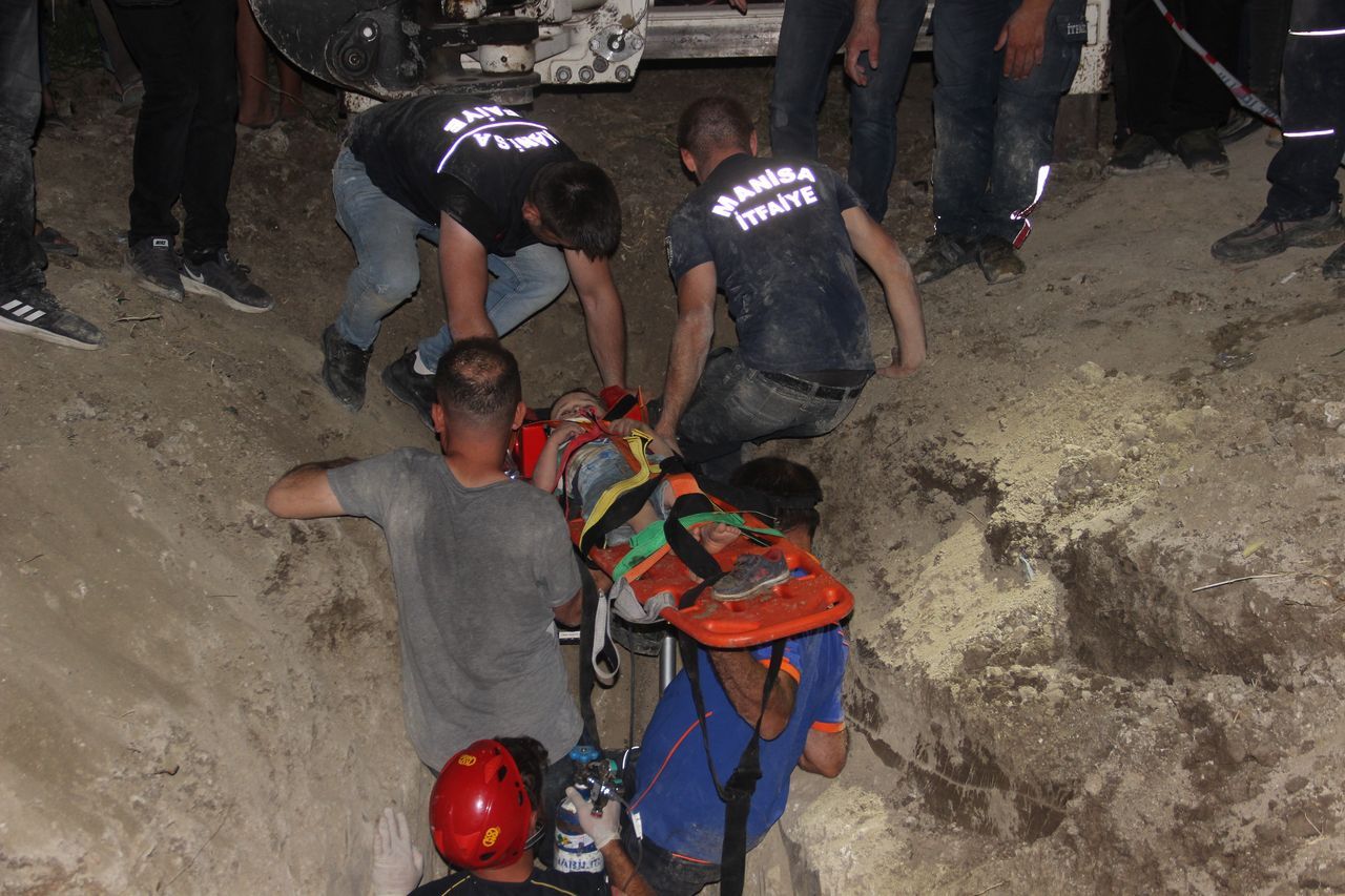 Kuyuya düşen 2 yaşındaki Aybars'tan sevindiren haber 10