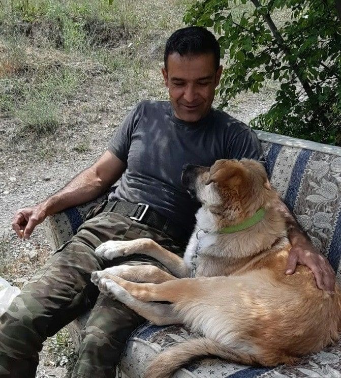Çocuğu gibi baktığı köpeğinin cesedini parçalanmış halde buldu! 4