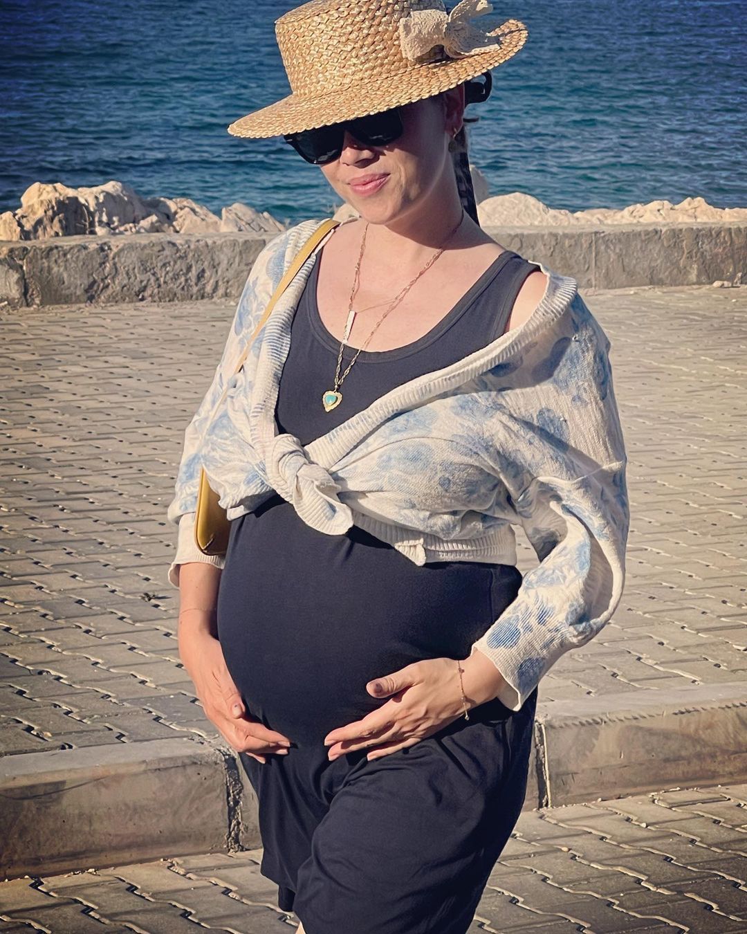 Demet Evgar doğum yaptı! Kızı Mavi dünyaya geldi 12