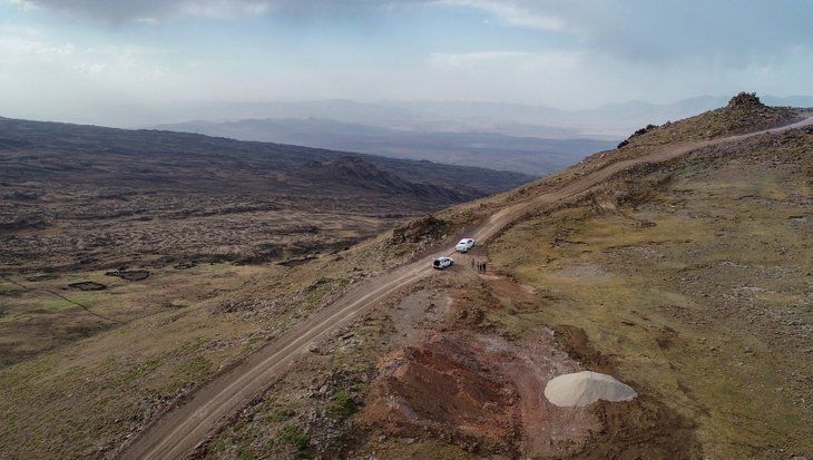 PKK'lılardan temizlenen Tendürek'e Türk bayrağı asıldı! Şimdi turizme kazandırma zamanı... 13