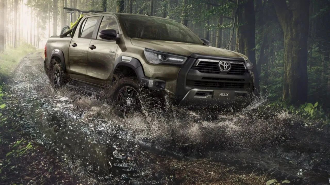 Toyota Hilux İndirimli Fiyatı Göz Kırptı! Bu Fiyat Bir Daha Bulunmaz 17