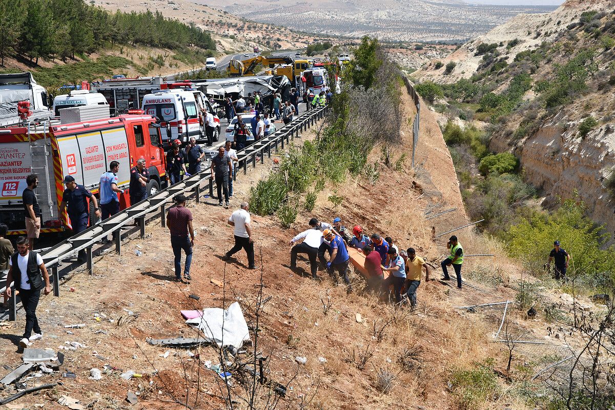 Gaziantep'te 15 kişinin öldüğü kazanın yeni görüntüleri ortaya çıktı! Dikkat çeken detaylar... 3
