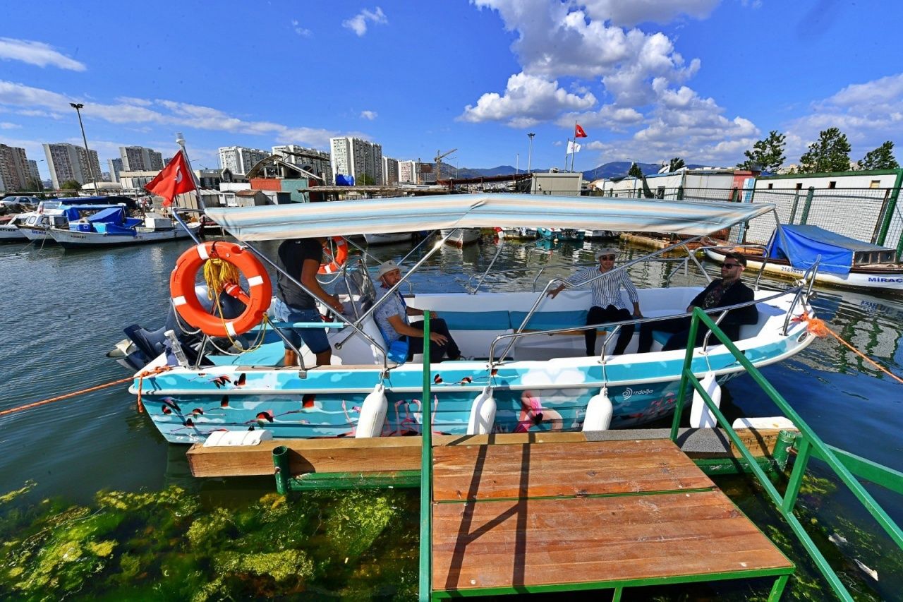 İzmir’in kuş cenneti Flamingo Yolu, ziyaretçilerini kendine hayran bırakıyor 4