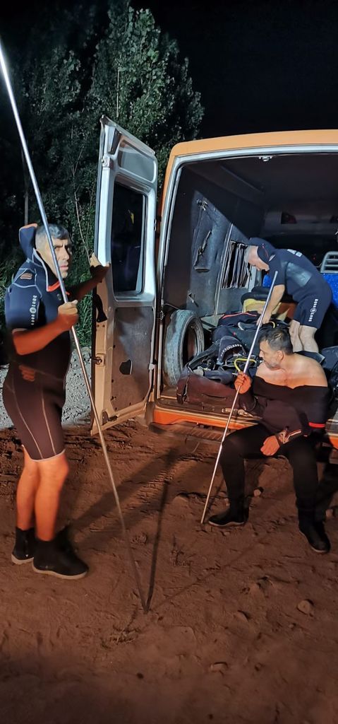 Dicle Nehri'ne giren 10 yaşındaki çocuk gözden kayboldu 3