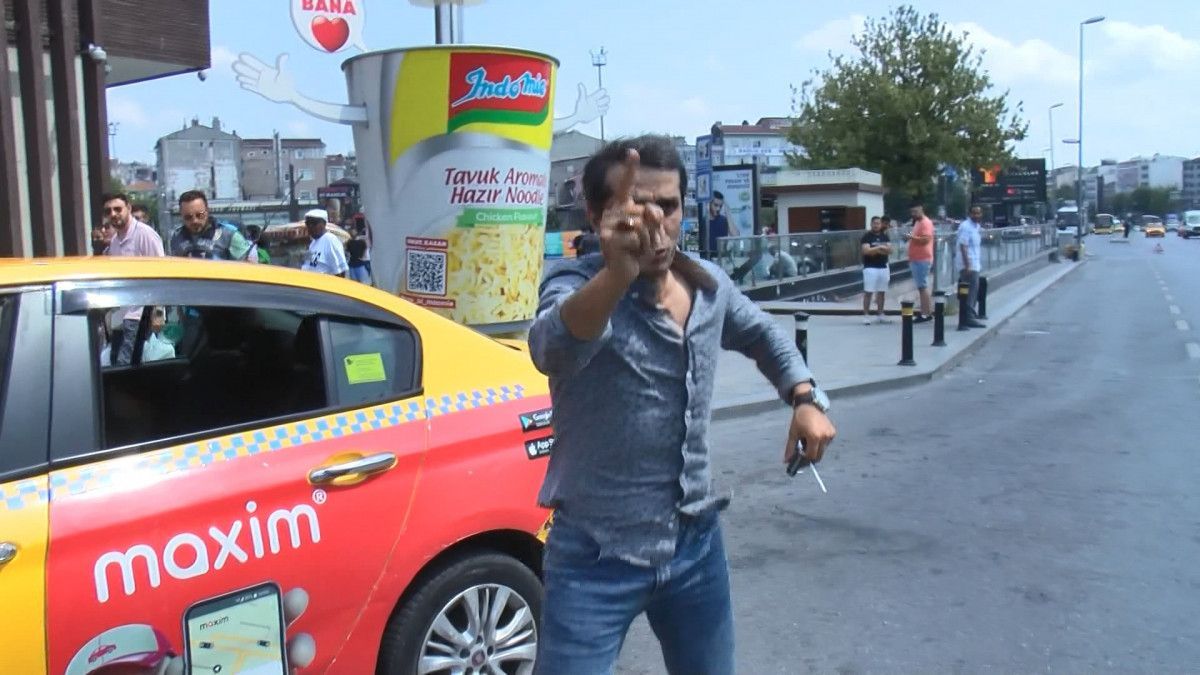 Taksici terörü: Fatih'te turist yolcudan 450 lira isteyen taksici yakalandı! 4